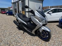 SUZUKI Burgman 400