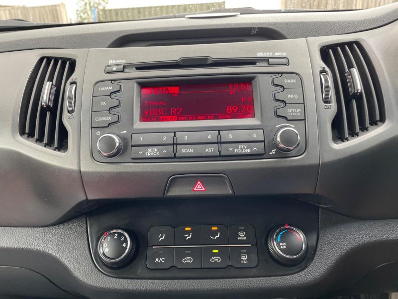 KIA SPORTAGE