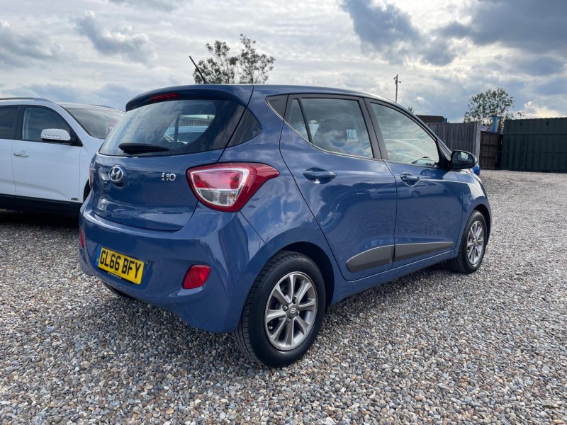 HYUNDAI I10