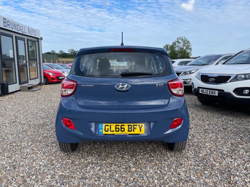 HYUNDAI I10